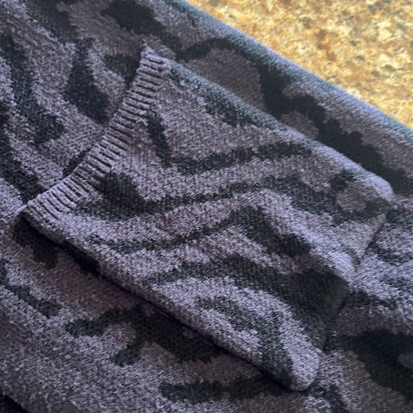 Qearal Black Zebra Animal Print on Charcoal Grey Open Front Cardigan Jacket Coat - Picture 5 of 9